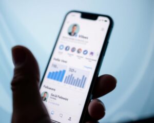 Aplicativo que monitora quem visualiza seu perfil nas redes sociais